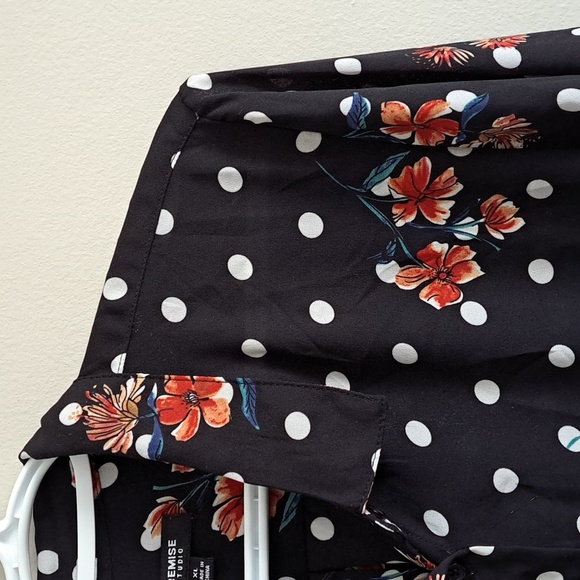 Premise Studio floral button down top - Picture 1 of 4
